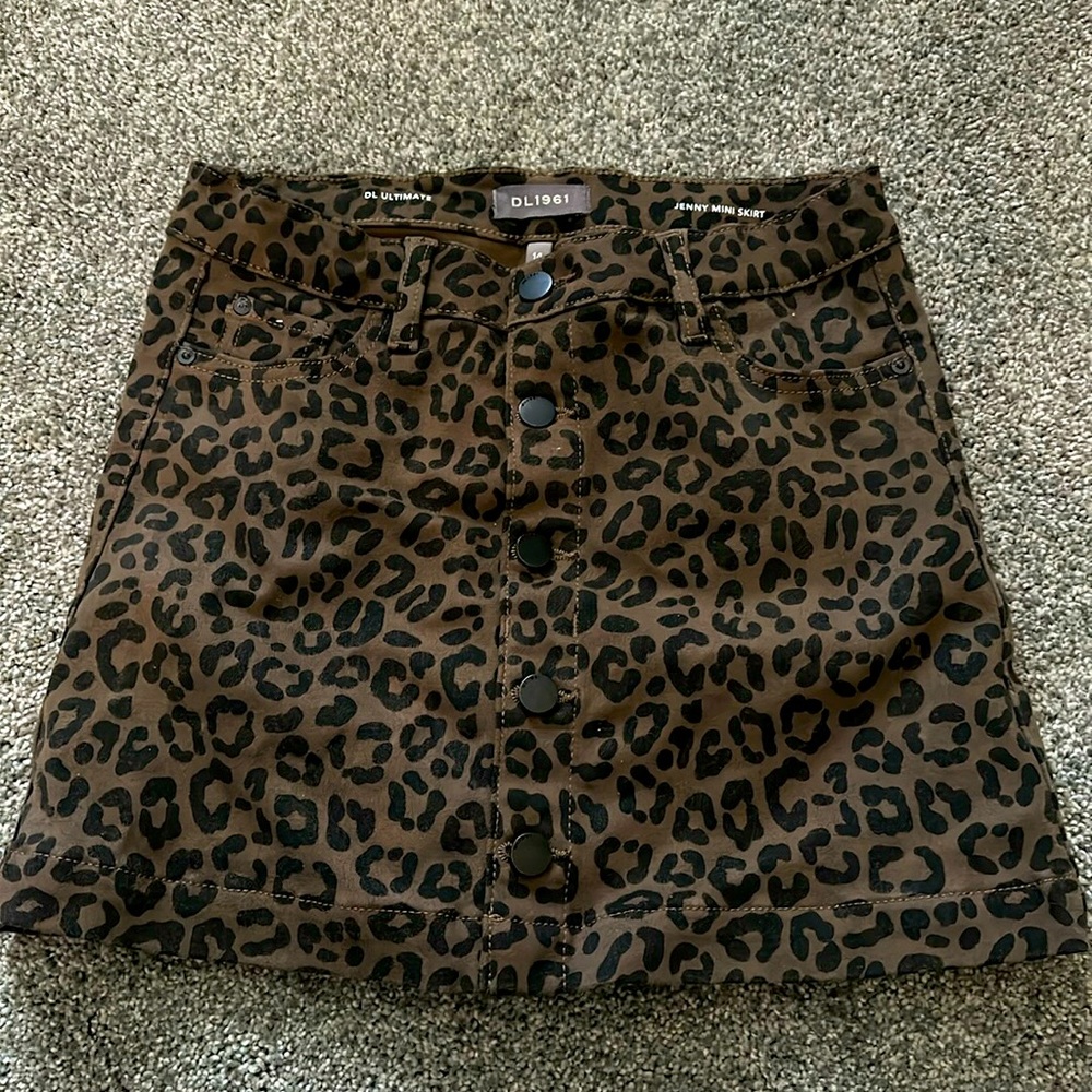 DL1961 girls leopard skirt.  Size 14